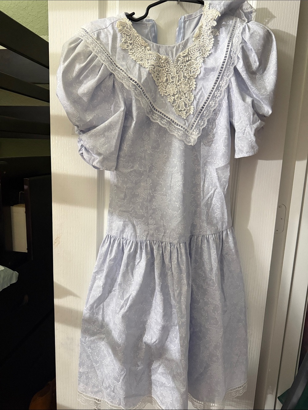 Gunne sax by Jessica McClintock Light Blue Lace-Yoke Puff Sleeve dress vintage